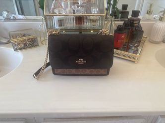 Brown coach shoulder purse
