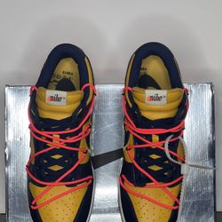 Nike Dunk  Low Off-White Size 10 1/2 