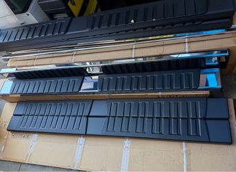 Estribos Escalones 2024 to 2027 Toyota Tacoma Crew Cab Running Boards