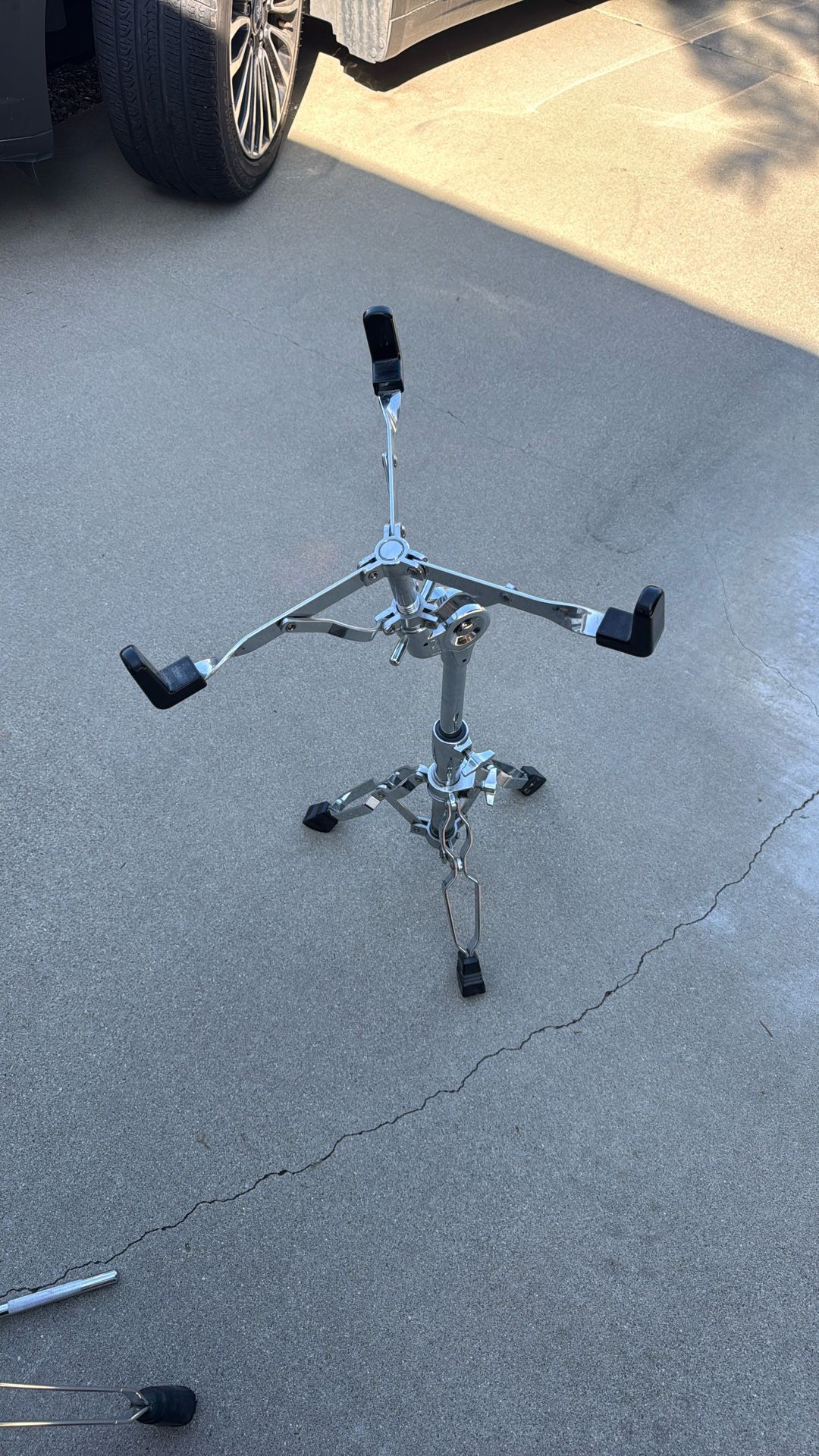 LIKE NEW Pearl Snare Stand