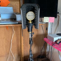 Studio mic 