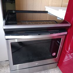 Whirlpool Slide In Glass Top Stove Stainless Steel Everything Works Good 