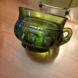 4 INDIANA KINGS CROWN GREEN PLATES W/CUPS