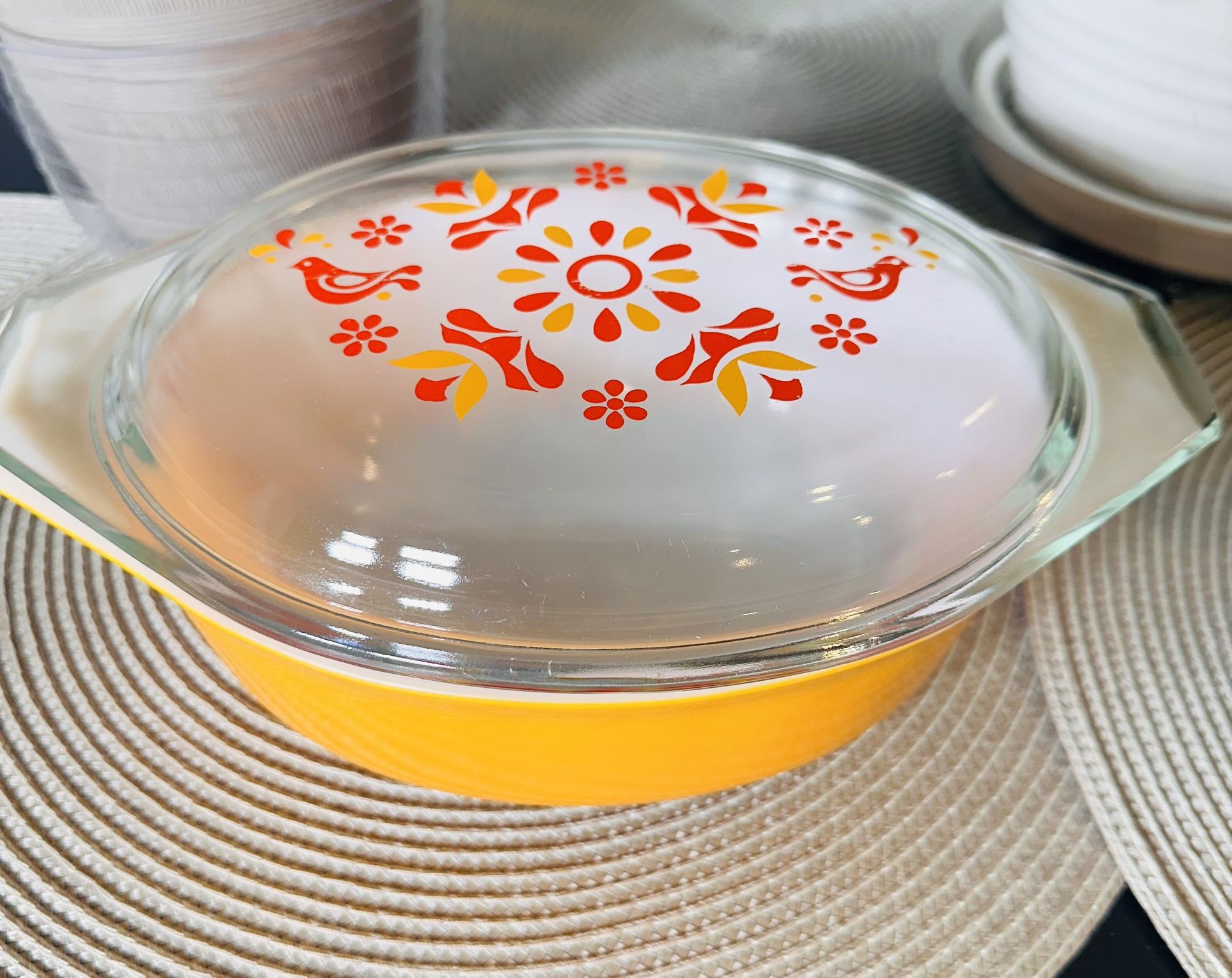 Pyrex Friendship Casserole Dish 