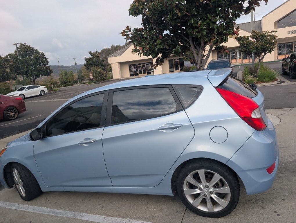 2012 Hyundai Accent
