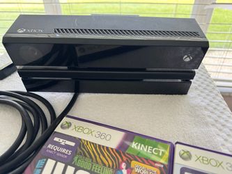Microsoft  Kinect Sensor Camera Motion Bar - Black For Xbox 360 Console and 3 games