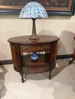 Theodore Alexander vintage stand