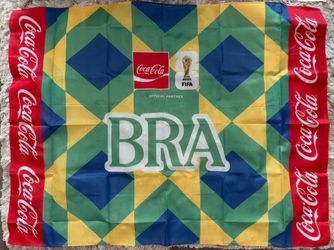 FIFA WORLD CUP FLAG CAPE
46 x 35
New
USA
BRAZIL
ENGLAND
FIFA
$5 each