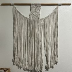 Macramé wall decor