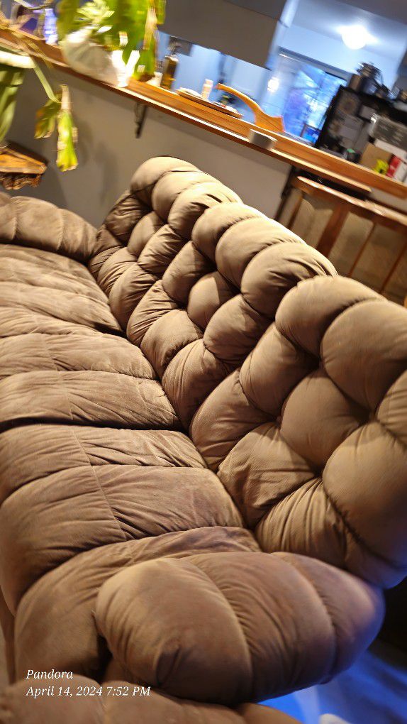 Electric Couch With Recliners 