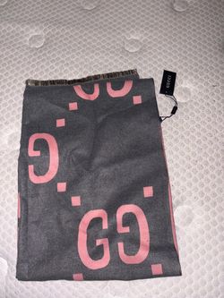Gucci scarf