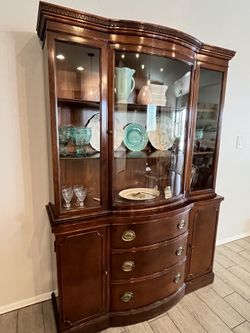 Antique Drexel Mahogany China Hutch With Bow Front Detail