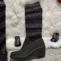 UGG Cresthaven Black Gray Knit Sock Nubuck Leather Wedge Boots Women's Size 9