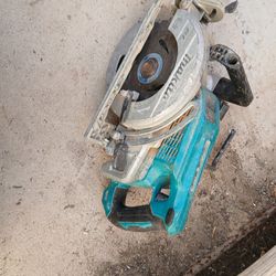 Makita Double Battery Skill Saw With X2 18v Battery ANd Blade