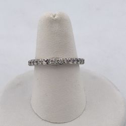 14k White Gold 0.42ct Diamond band size 6.5