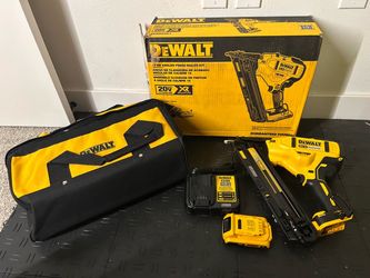 20V MAX XR Lithium-lon Cordless 2-1/2 in. 15-Gauge Finish Nailer Kit with 2.0Ah Battery, Charger and