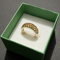 14k Ring With Yellow Stones 