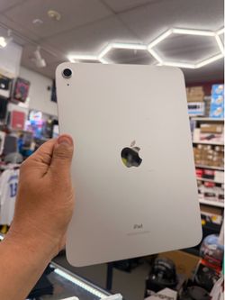 iPad 10th.  64 gb
