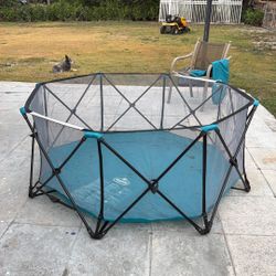 portable playpen , corral