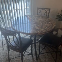 Dining Room Table 