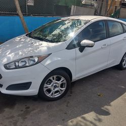 2015 ford fiesta