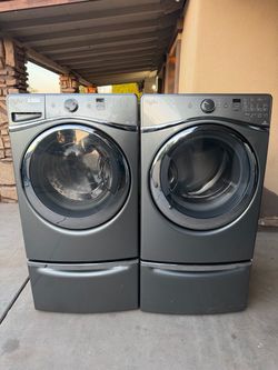 Whirlpool Washer and electric Dryer