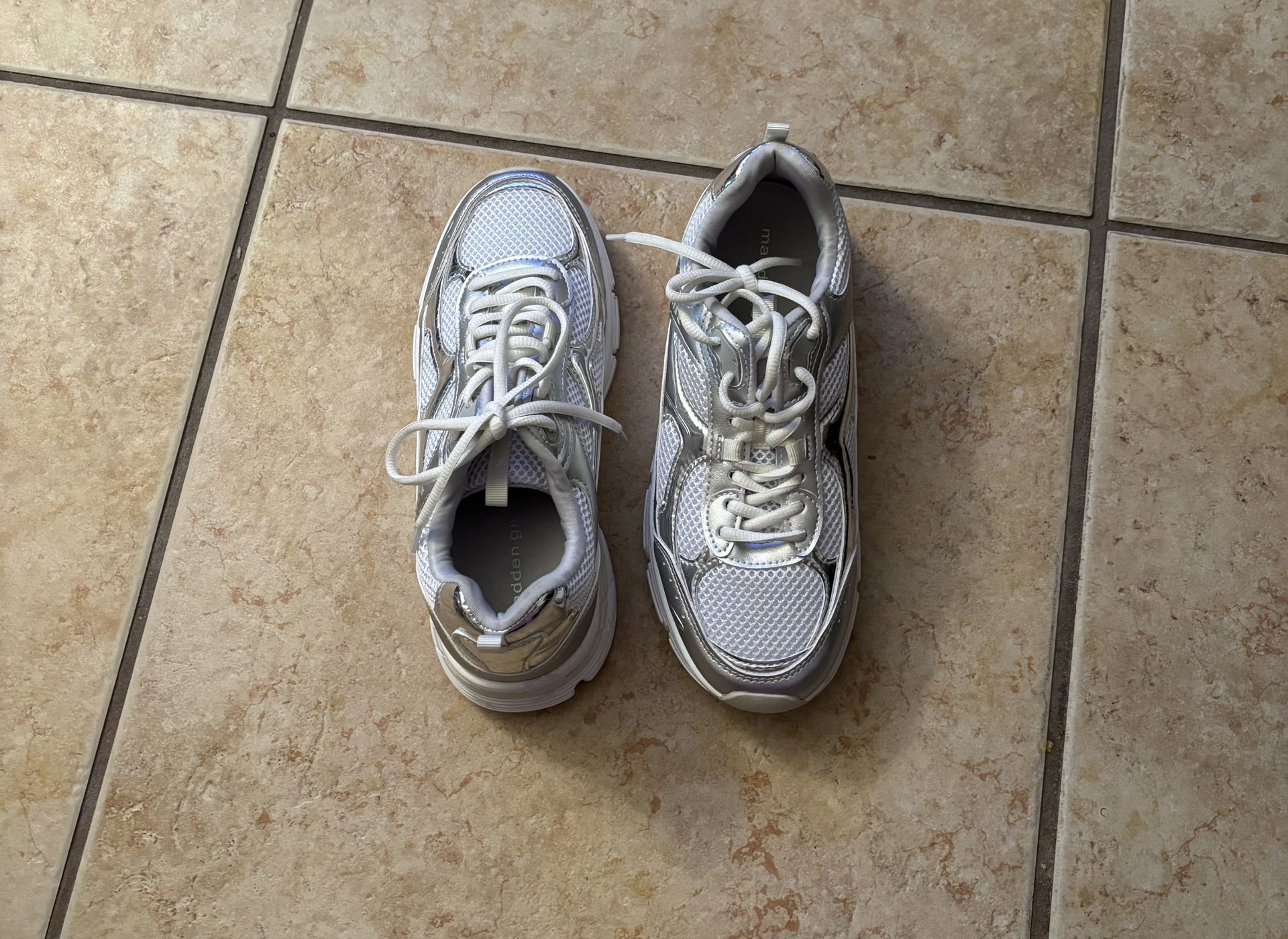 Madden Girl Size 8/30 Almost New Used Once