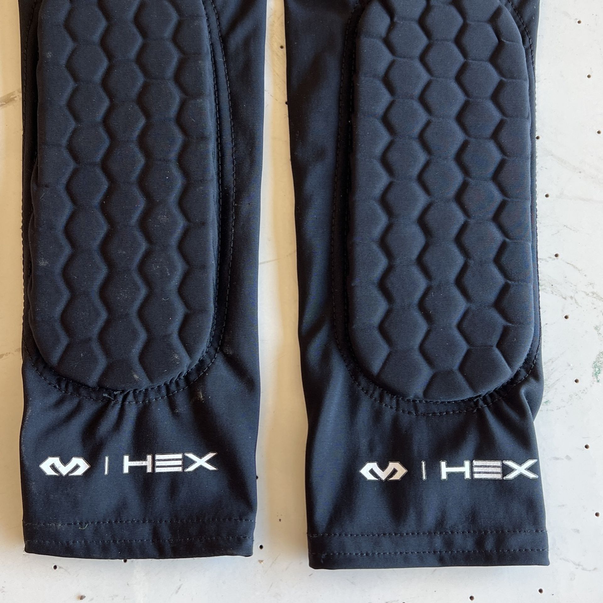 HEX® Forearm Sleeves/Pair