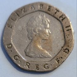 United Kingdom 1983 Elizabeth II  20 Pence Coin 