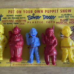 HOWDY DOODY FIGURES SET, 1950’s