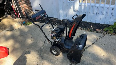 Sno-Tek Gas Snow Blower 20”