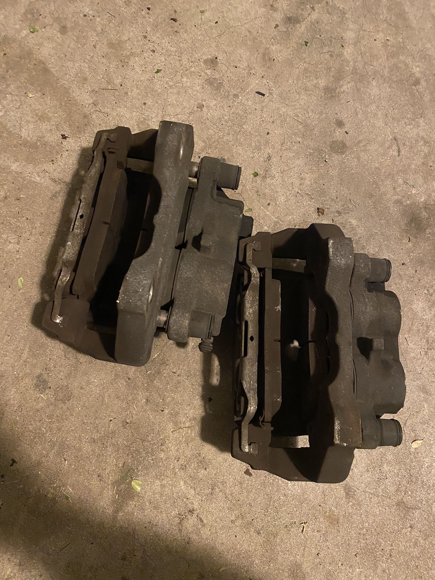 Jeep Cherokee RT AWD Front Brake Calipers