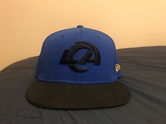 LA Rams Fitted Cap 7 3/8”.