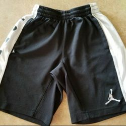 Jordan Short Size S (8-10yrs)