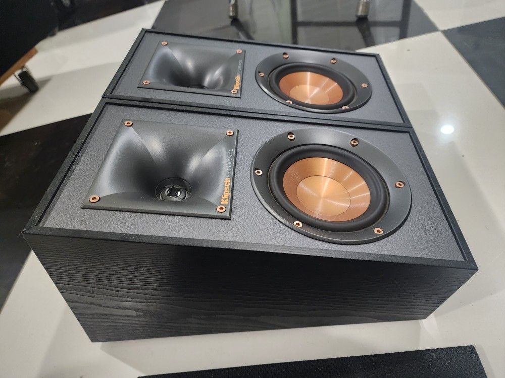 Klipsch R-41SA Dolby Atmos Speakers. (Pair) like new perfect working very nice sound will test before you buy