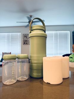Momcozy Portable Baby Bottle Cooler - 22oz
