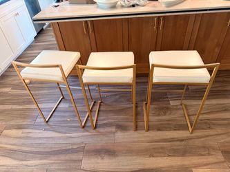 Four island chairs