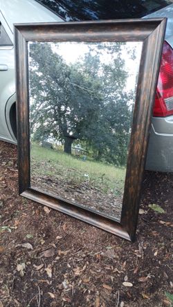 Bentley 30x40"-4" BV Mirror in a Bronze finish