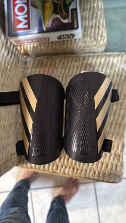 Small Chin Guards (adidas)