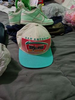 Real spurs hat