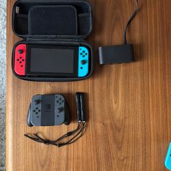 Nintendo Switch Bundle With 4 Joycons, Charger, Joycon Grip & Carrying Case