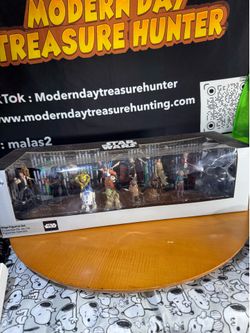 Disney Store Star Wars Mega Figurine Set – 20+ Characters w/ Box (Read Description)