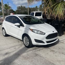 2014 Ford Fiesta 