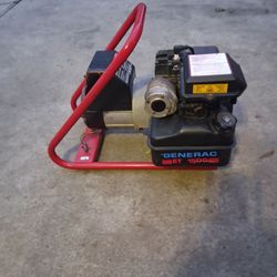 Generac ET 1500 Gas Powered Portable Generator 