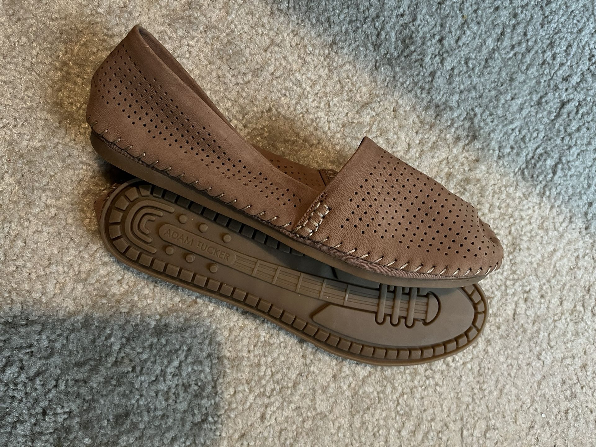 Adam Tucker by Me Too. Women’s Slip On. Brown.