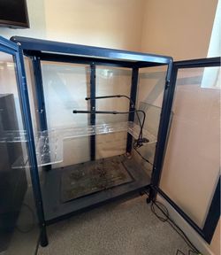 IKEA Fabrikör w/ grow lights, heating mat, & horseshoe shelf