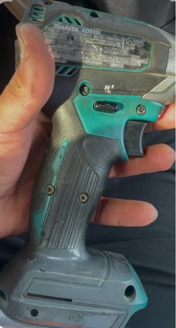 Makita XDT13 18V LXT Lithium-Ion Brushless Cordless 1/4-inch Impact Driver