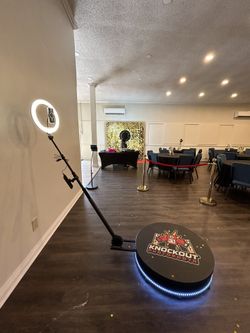 Photo Booth And 360 Video 