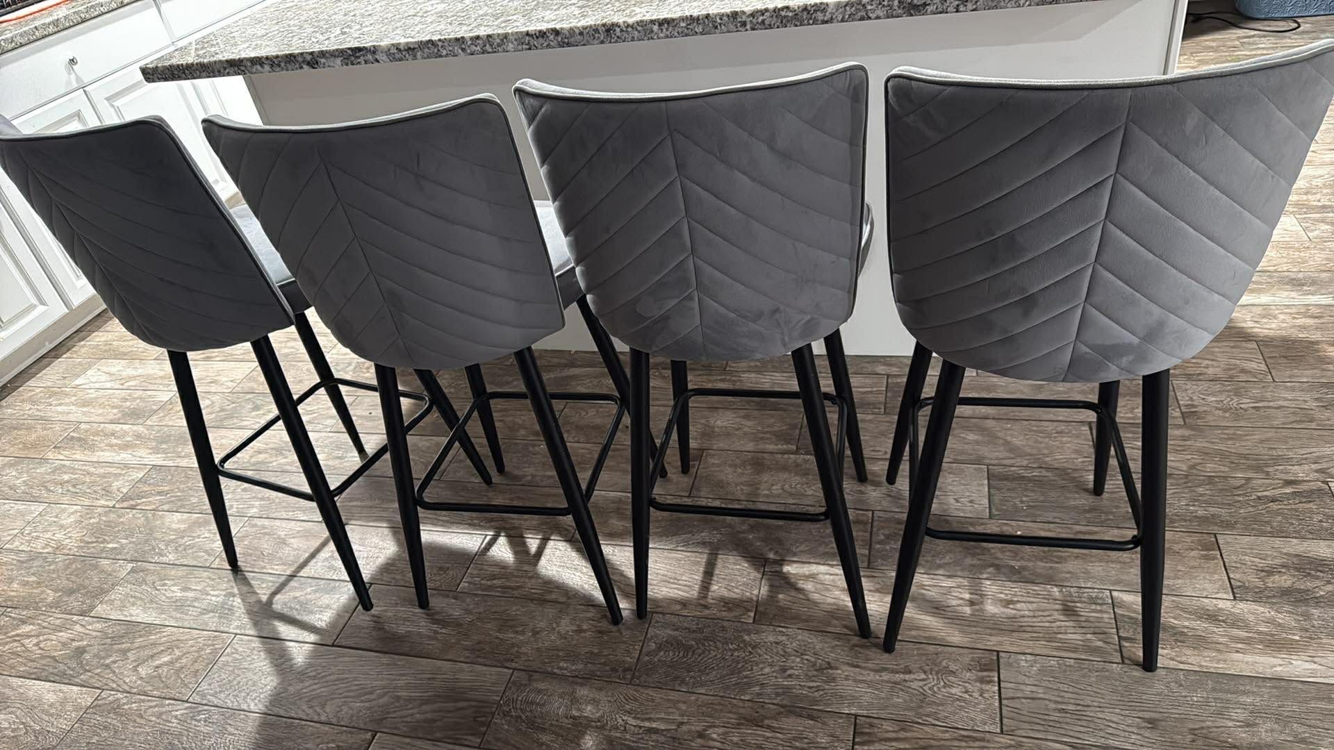 bar stool s. set off 4 