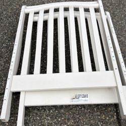 Wooden Crib White 